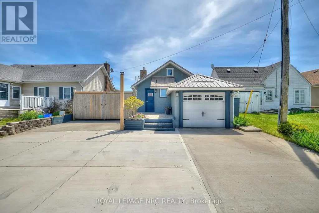 11851 Lakeshore Road, Wainfleet (Lakeshore)